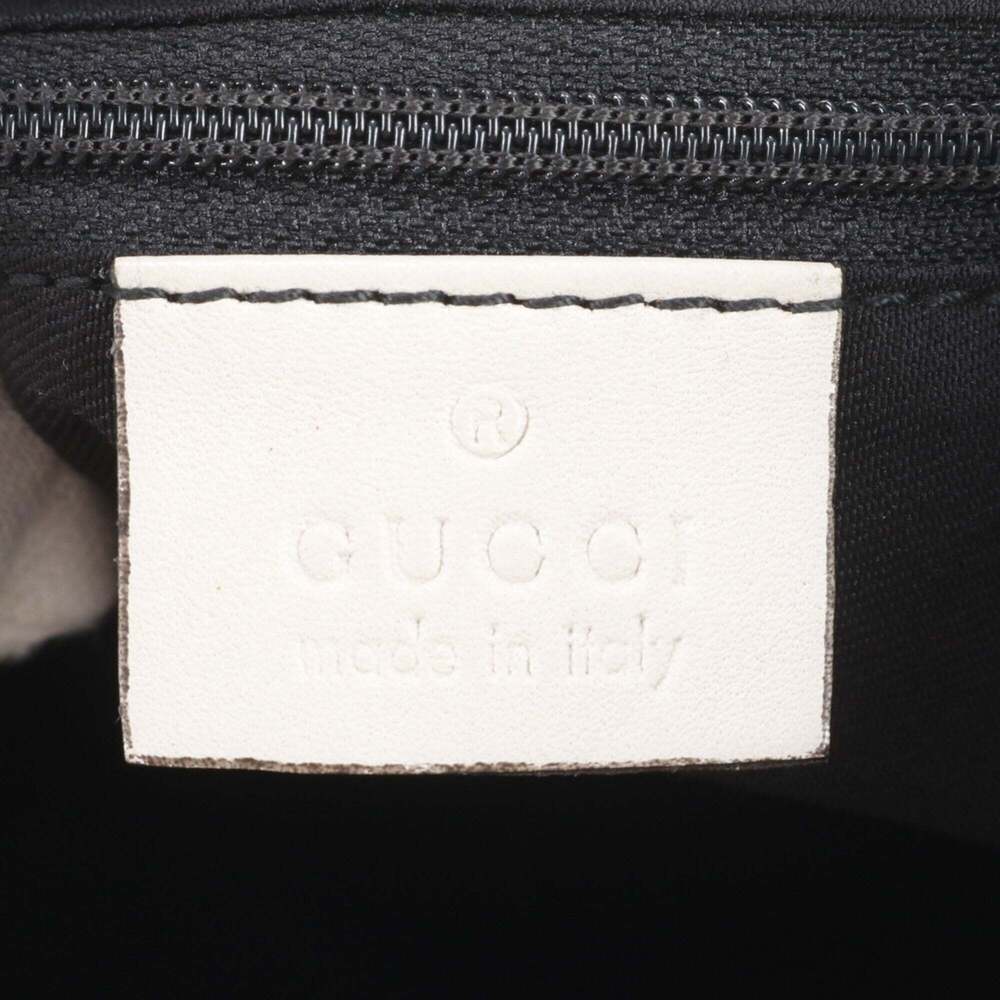 GUCCI White Leather Shoulder Bag - Picture 9 of 10